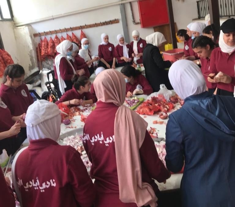 طالبات طلائع الأمل