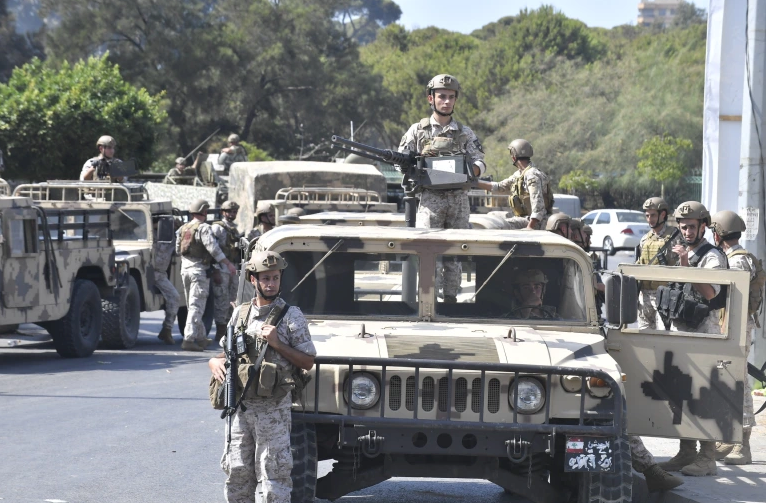 ماذا يحدث في لبنان؟!