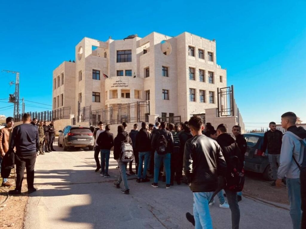 أصيب بشظايا رصاص عنصر أمن .. الطالب المصاب: أُطلق نحوي 4 رصاصات