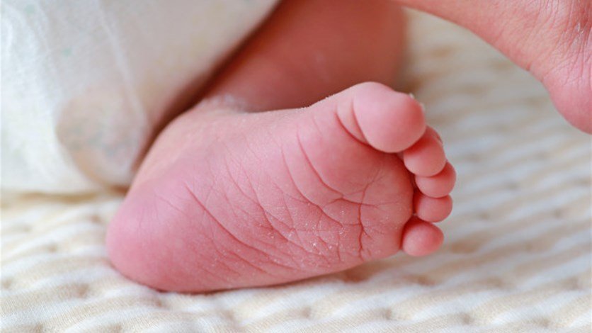 غضب في الكويت بعد نسيان طفل في ثلاجة موتى لأكثر من عام (صورة تعبيرية)