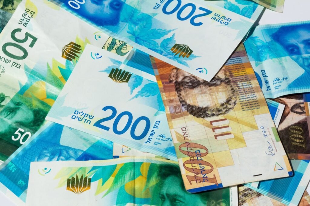 مصدر حكومي: لا أفق لحل الأزمة المالية قريباً