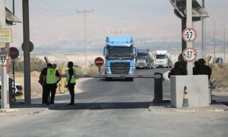 صورة بعد ثلاثة أشهر من إغلاقه .. معبر الكرامة سيفتح غدًا