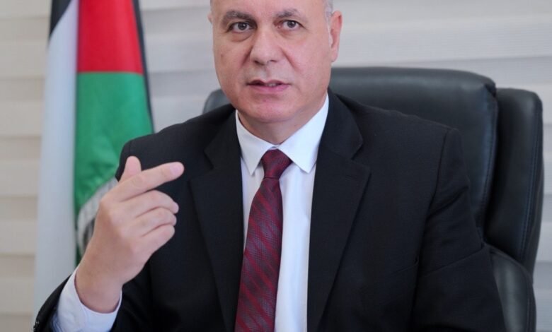 وزير الثقافة عماد حمدان