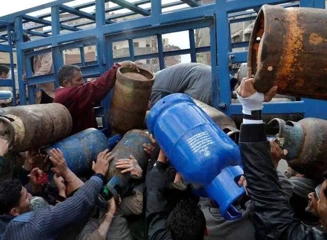 صورة هيئة البترول: لا داعي للفزع بشأن نقص الغاز