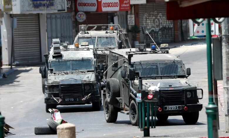 صورة الاحتلال يزعم اعتقال منفذ عملية إطلاق النار بنابلس