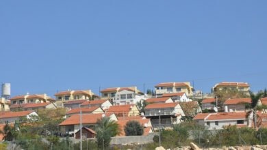 صورة “الكابينت الإسرائيلي” يوافق سرًا على إقامة 34 مستوطنة جديدة بالضفة