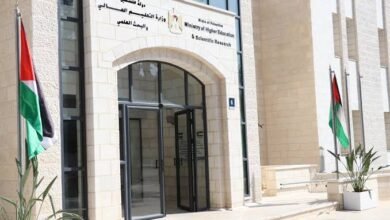 صورة الخضور: إعادة جدولة امتحانات نهاية الفصل الدراسي الثاني