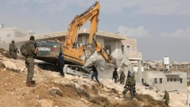 صورة الاحتلال يهدم منزلين ومنشأة تجارية جنوب طولكرم