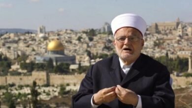 صورة بتهمة التحريض… الاحتلال يعقد اليوم جلسة محاكمة للشيخ عكرمة صبري