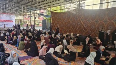 صورة في يوم عرفة.. 200 حافظة من غزة يسردن القرآن