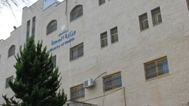 صورة “المالية” و”الصحة”: نعمل حثيثا لاستكمال ترتيبات عاجلة لتوريد الأدوية الضرورية