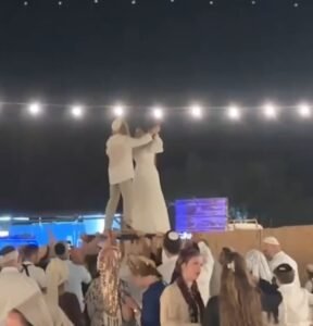 مستوطنون يحتفلون بالزواج على أراضي القدس
