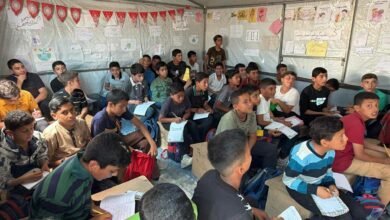 صورة انطلاق العام الدراسي الجديد في غزة عبر مسارات وجاهية وافتراضية بعد انقطاع 3 سنوات