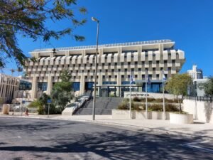 البنوك الإسرائيلية تؤجل قطع العلاقة مع البنوك الفلسطينية 