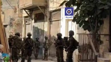 صورة قوات الاحتلال تعتدي بالضرب المبرح على فتى(17 عاما) خلال اقتحام نابلس