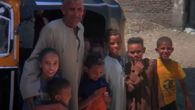 صورة 4 زوجات و40 ابنًا و100 حفيد .. كيف يدير الحاج عبد الراضي عائلته الكبيرة ؟!