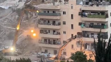 صورة الاحتلال يهدم بناية سكنية من 5 طوابق في بلدة الطور بالقدس