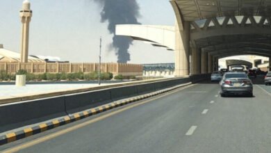 صورة وفاة 12 شخص بهجوم على مطار الرياض وإدانات لاعتداءات الحوثيين